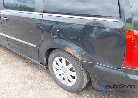 2014 Chrysler Town & Country Touring из США, поврежденный, VIN 2C4RC1BG8ER124724